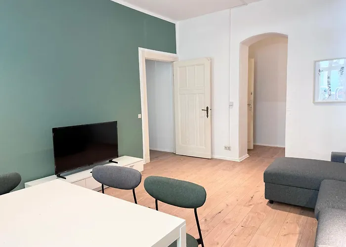 Be In At Charlottenburg Castle *