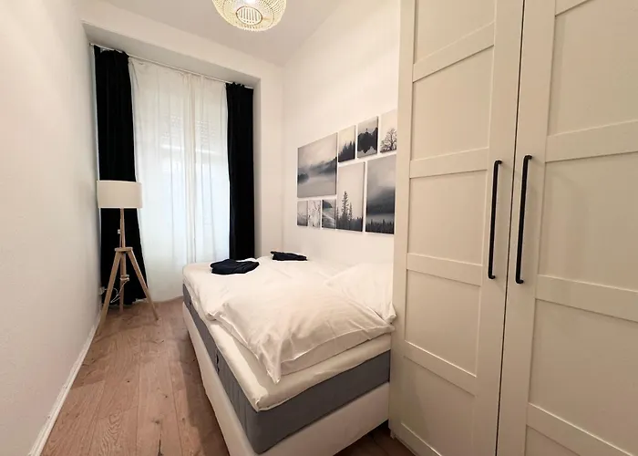 Be In At Charlottenburg Castle Daire *