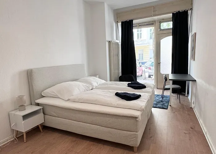 Be In At Charlottenburg Castle Apartament *